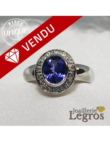 Bague Tanzanite or blanc 18 carats et ses 15 diamants shop