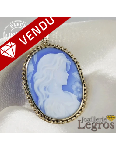 Pendentif camée bleu ovale visage de femme et or blanc 18 carats du meilleur 