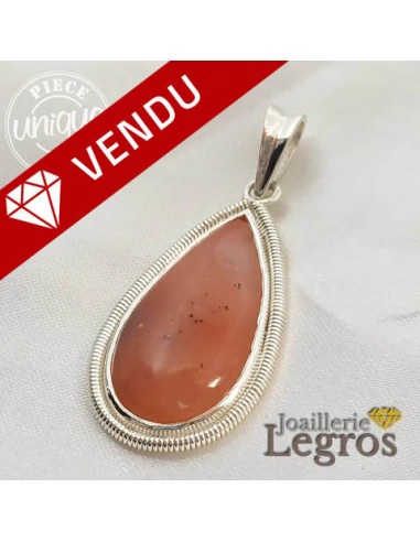 Pendentif Opale rose du Pérou en argent 925 est présent 