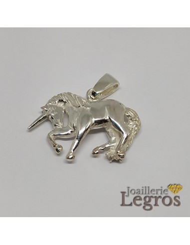 Pendentif licorne en argent livraison et retour toujours gratuits