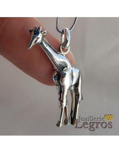 Pendentif Girafe en argent 925 rembourrage situé sous