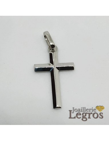 Pendentif croix or blanc 18 carats biseautée À commander