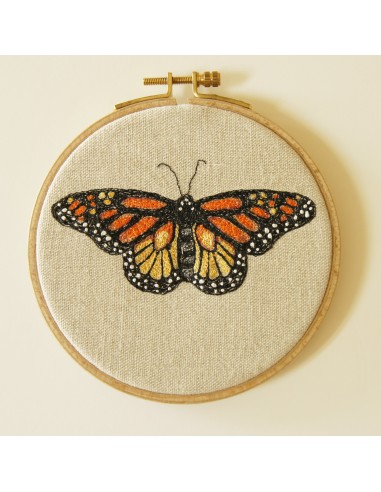 Hoop Art Embroidery Monarch Butterfly Danaus plexippus Amélioration de cerveau avec