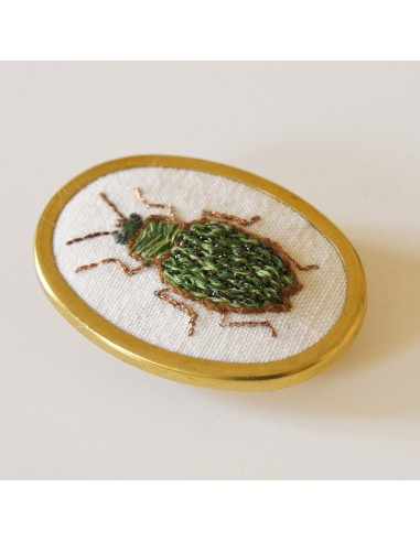 Ground Beetle Brooch Carabidae hand embroidered entomology jewelry Par le système avancé 