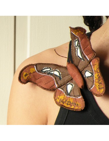 Textile Atlas Moth Brooch Brown Linen store