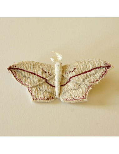 Blood Vein moth brooch en ligne des produits 