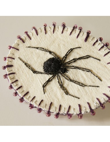 Embroidered Black Widow Spider Brooch Arachnophile Pin Jusqu'à 80% De Réduction